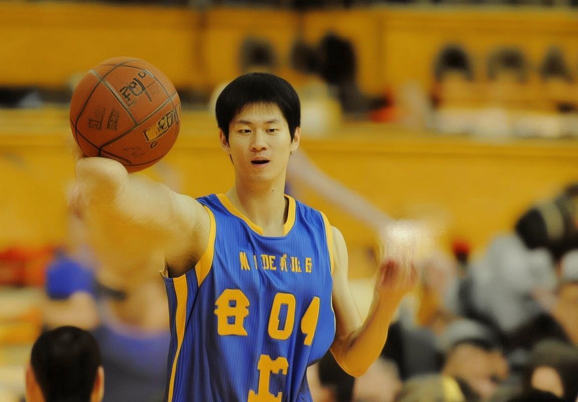 2020年NBA总决赛：湖人vs热火巅峰对决精彩回顾